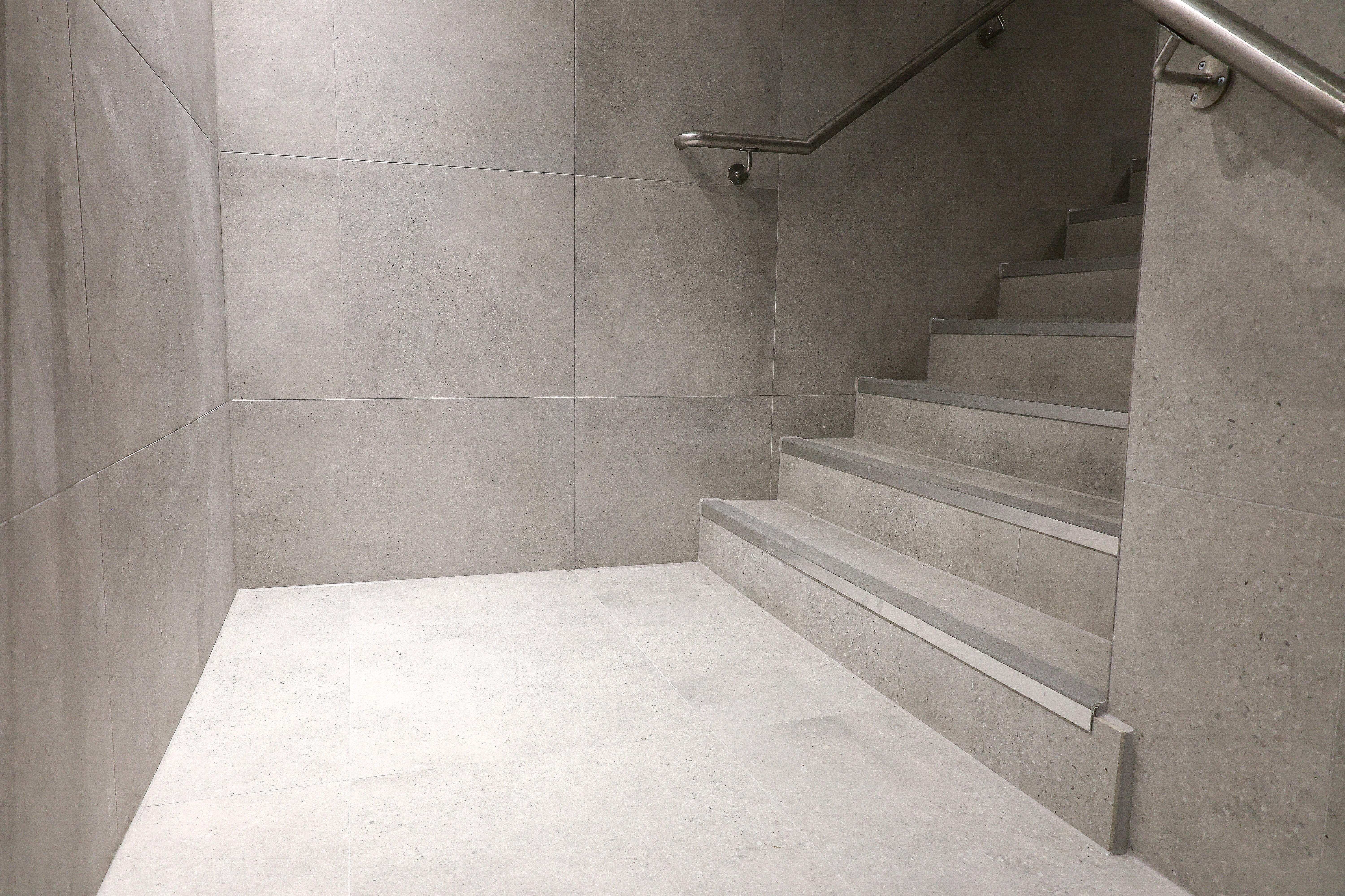 Hale Country Club Tiling
