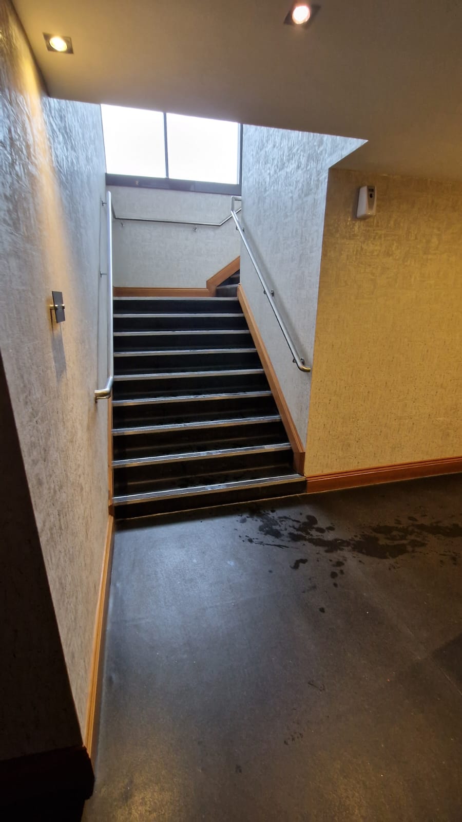 Hale Country Club Tiling